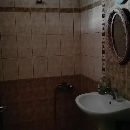 House Of Artemis In אספרובלטה