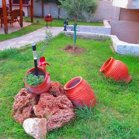 Apartment House Of Artemis In